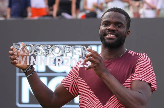 九游体育在线登陆-蒂亚福首夺草地赛冠军 穆雷&锦织圭挑战赛夺冠!