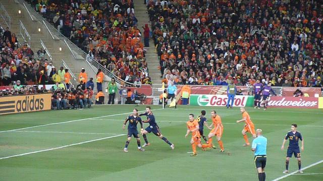 九游体育在线登陆-时隔1年半南非球迷重回球场 然而...VUVUZELA禁用