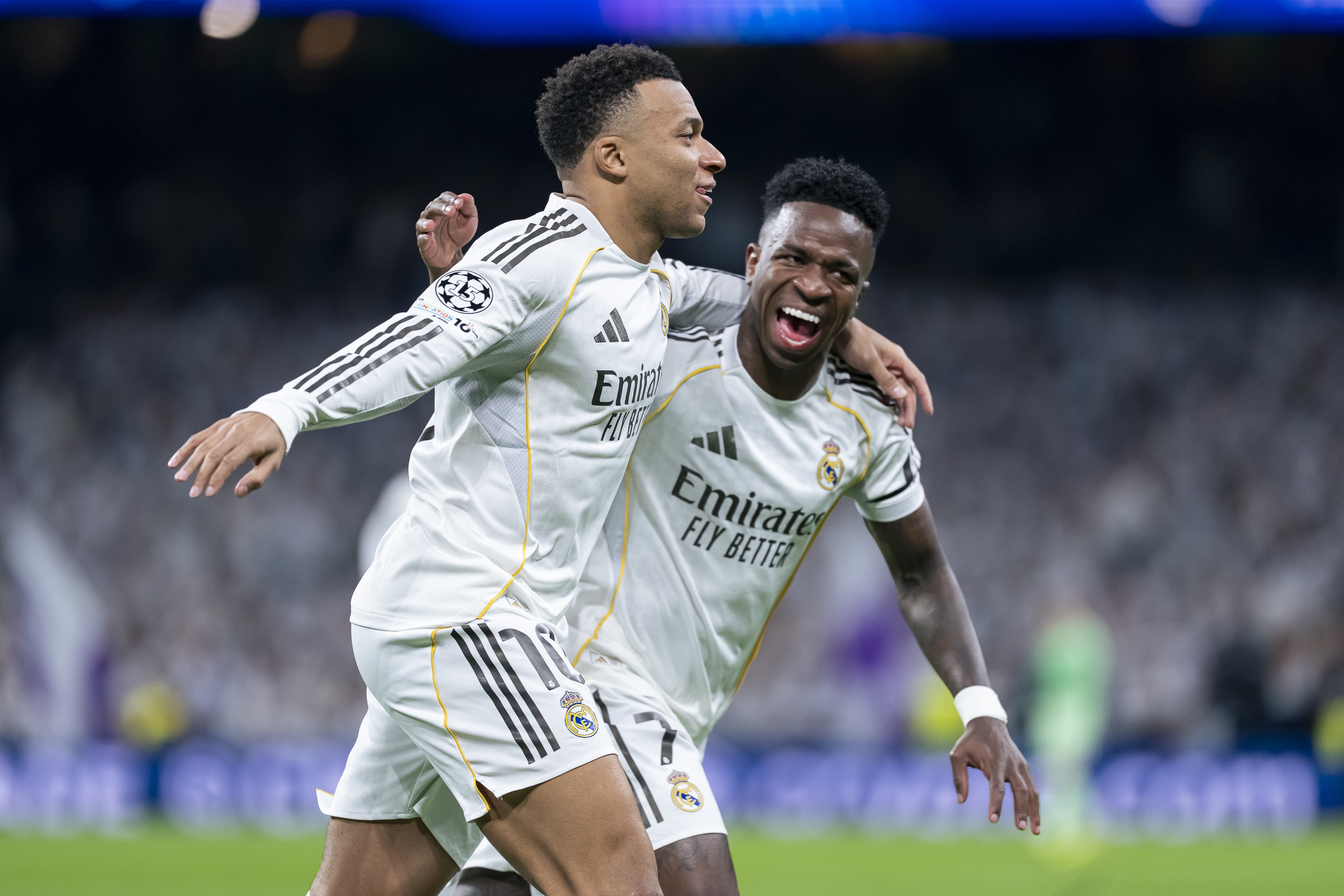 九游体育-记者：姆巴佩和维尼修斯在场上缺乏配合，没有产生化学反应